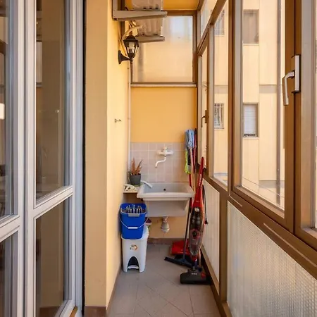 Keys Of Italy - Portenuove 18 - Pn1 - Train Station, One Bedroom Flat 2 To 4 Guests