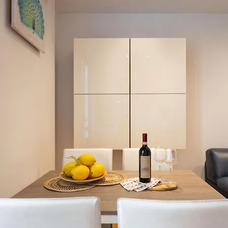 Keys Of Italy - Portenuove 18 - Pn1 - Train Station, One Bedroom Flat 2 To 4 Guests Lejlighed *